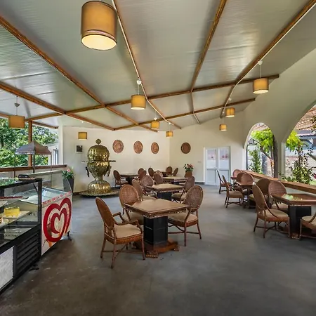 Üdülőközpont Simena Comfort 4*