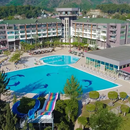 Semesteranläggning (resort) Simena Comfort 4*