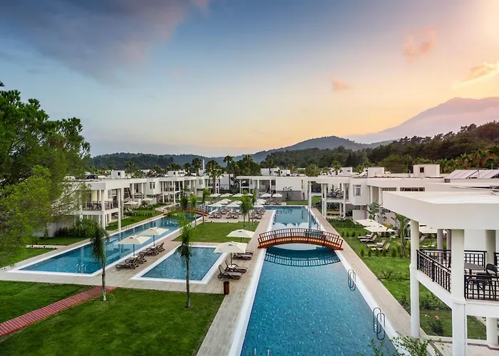Θέρετρο Simena Comfort 4*