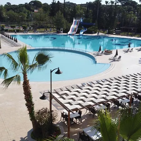 Simena Comfort Rezort 4*